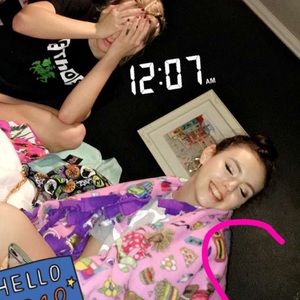 Meet your Posher, Kira